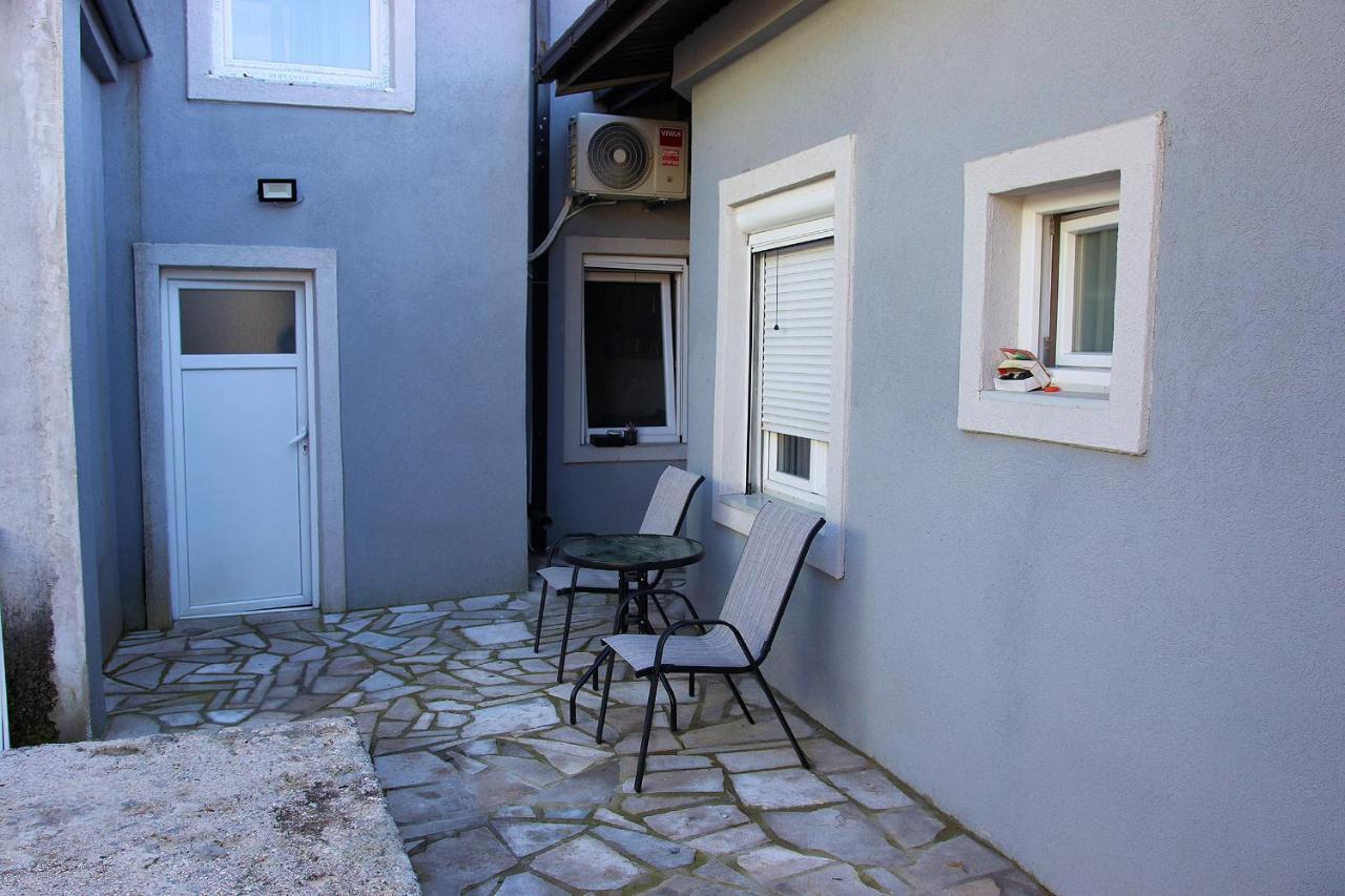 Apartmani 15 센틴제 외부 사진