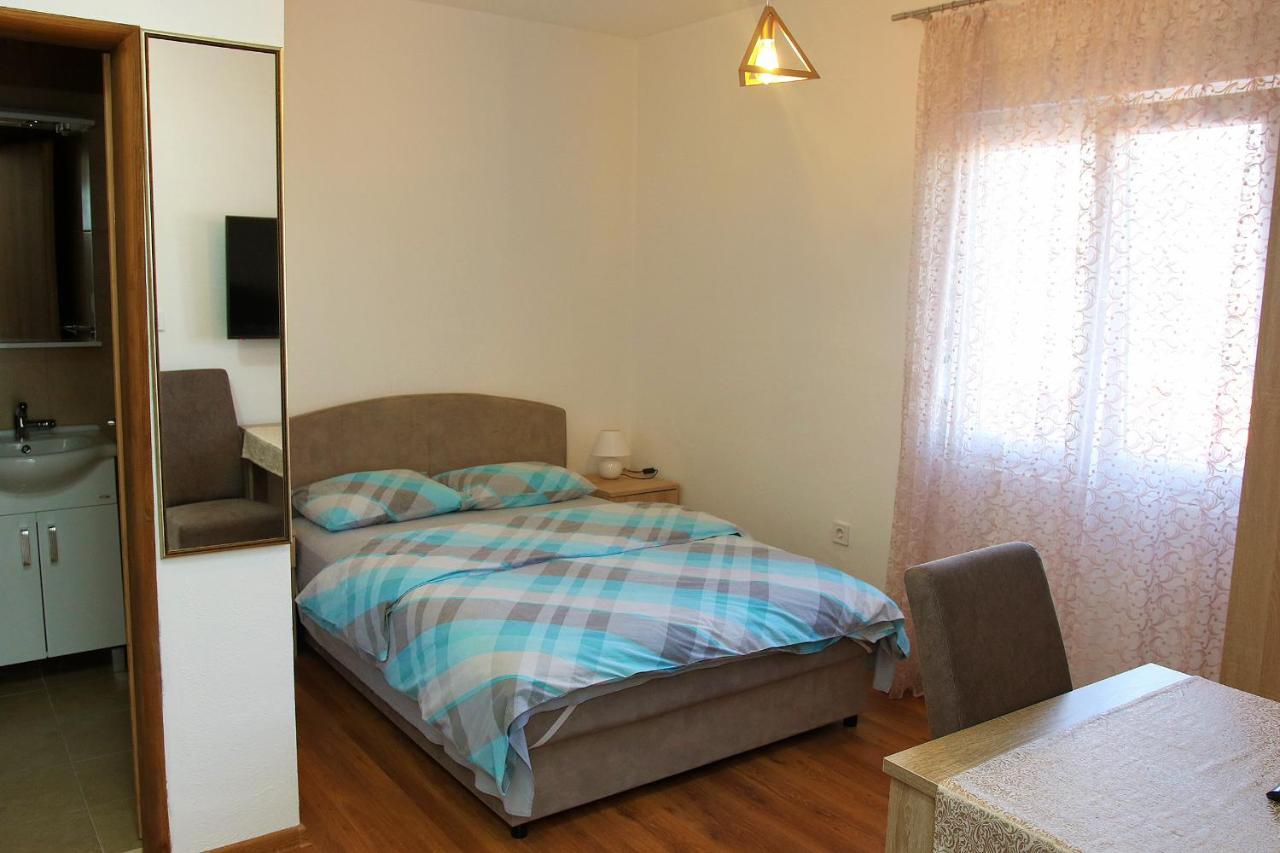 Apartmani 15 센틴제 외부 사진